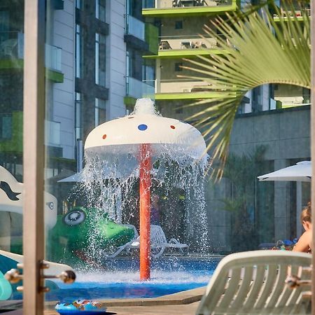 Sunfest Aparthotel Pool & Spa Mamaia Nord Navodari Dış mekan fotoğraf