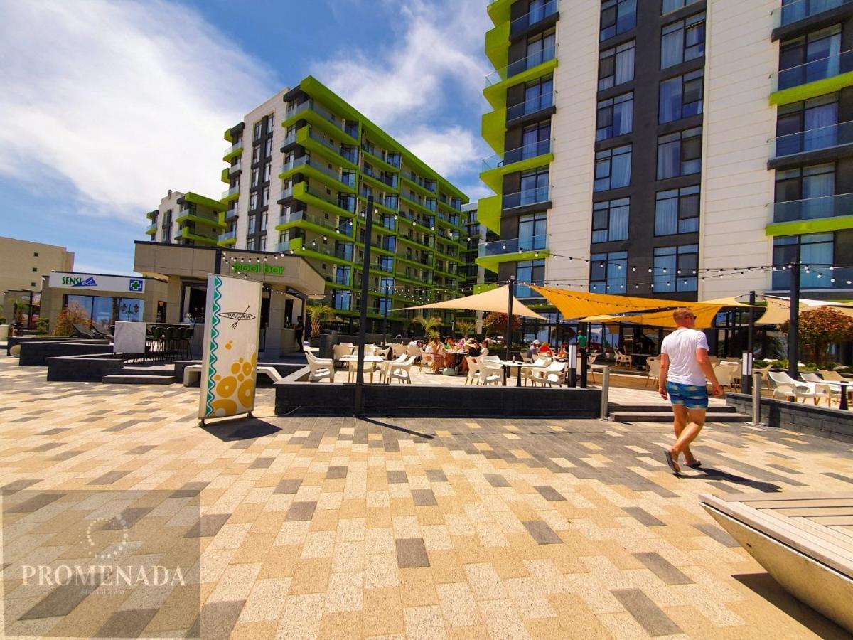 Sunfest Aparthotel Pool & Spa Mamaia Nord Navodari Dış mekan fotoğraf