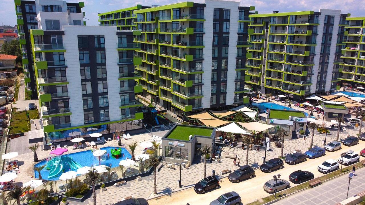 Sunfest Aparthotel Pool & Spa Mamaia Nord Navodari Dış mekan fotoğraf
